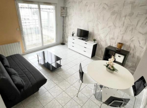 Bel Appartement avec vue sur la grande terrasse